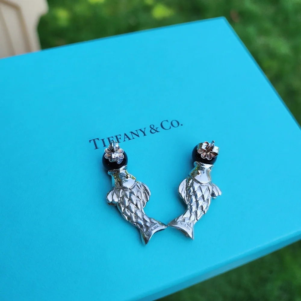 🧧SOLD🎋RARE Vintage Tiffany & Co. 2-Tone 18k Gold Silver Onyx Koi Fish Earrings - Picture 3 of 6